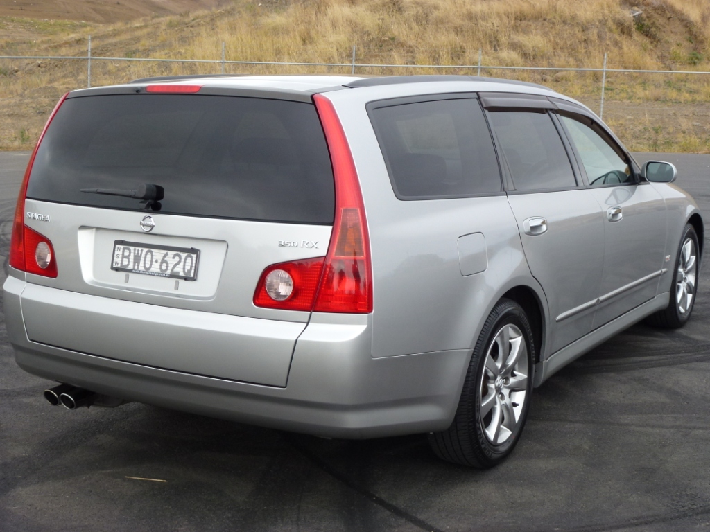 Nissan stagea 2005