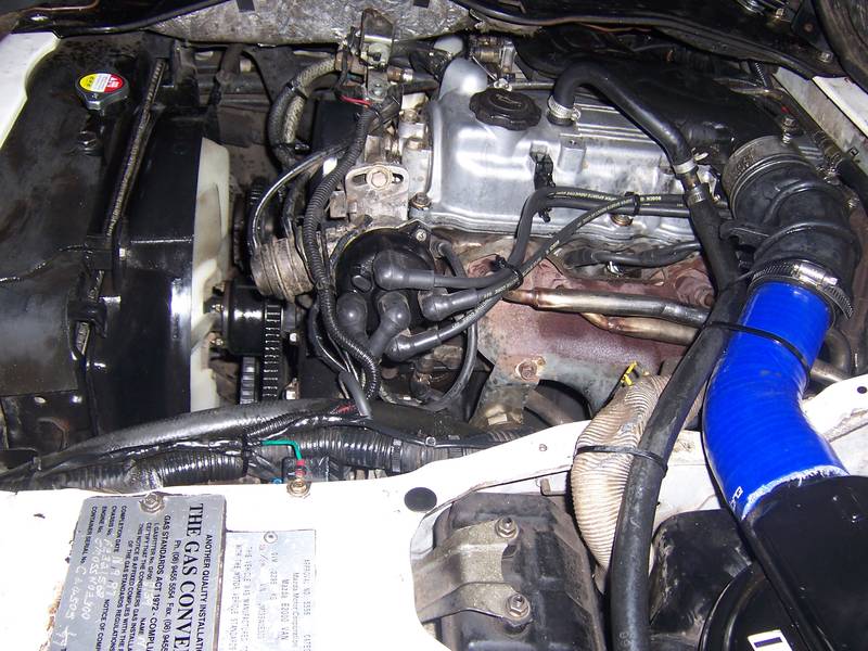 Mazda E2000 Dual Fuel, No Rust, Good Stereo, Looked After! Econo - For ...