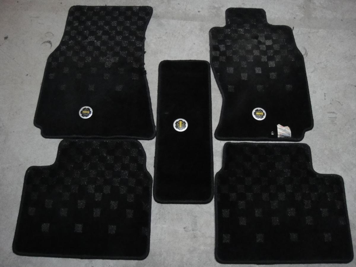 For Sale Set Of 5 Genuine Oem C34 Stagea Momo Floor Mats Used