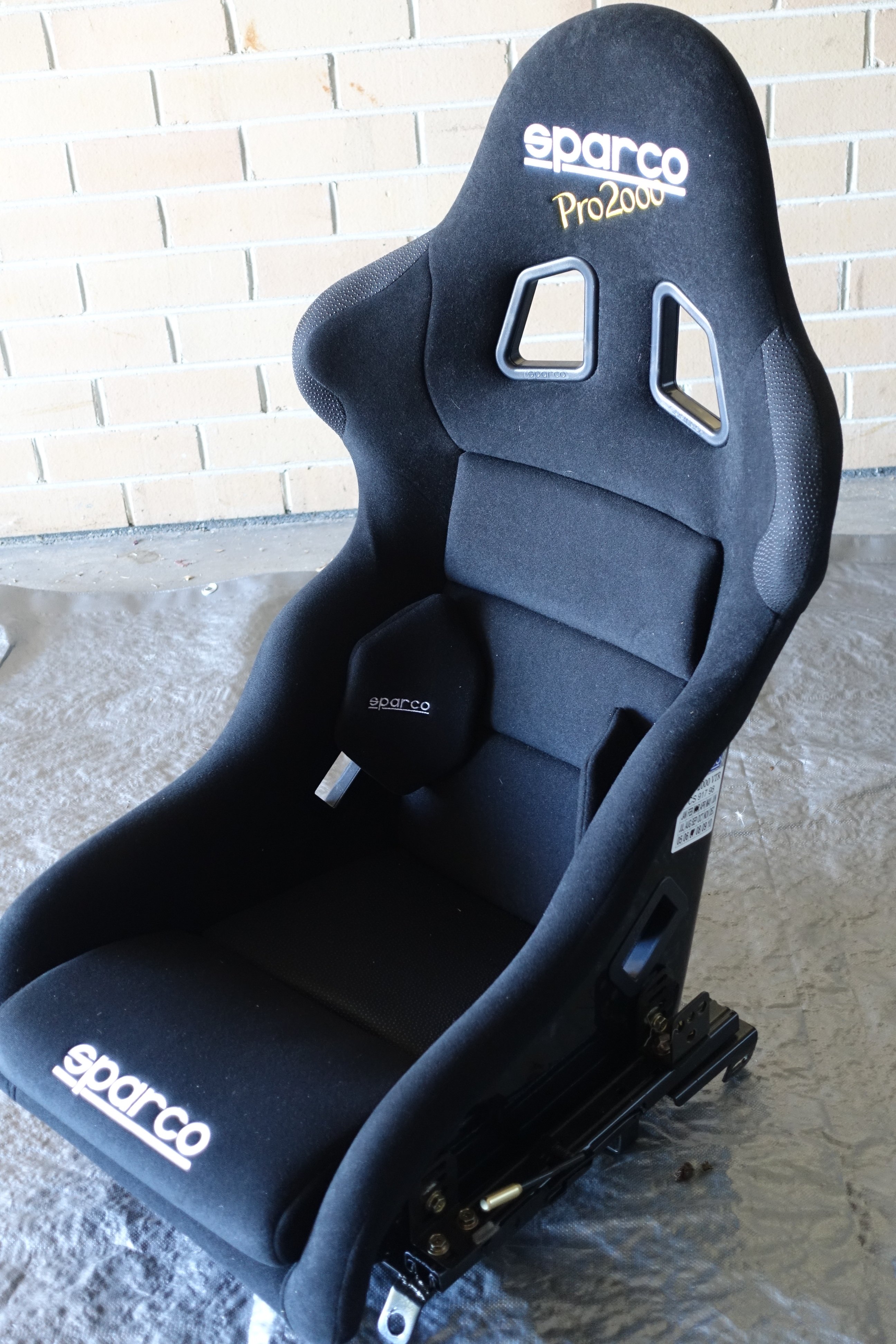 sparco pro 2000 seat