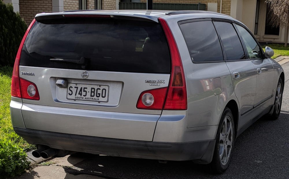 Nissan stagea 2002