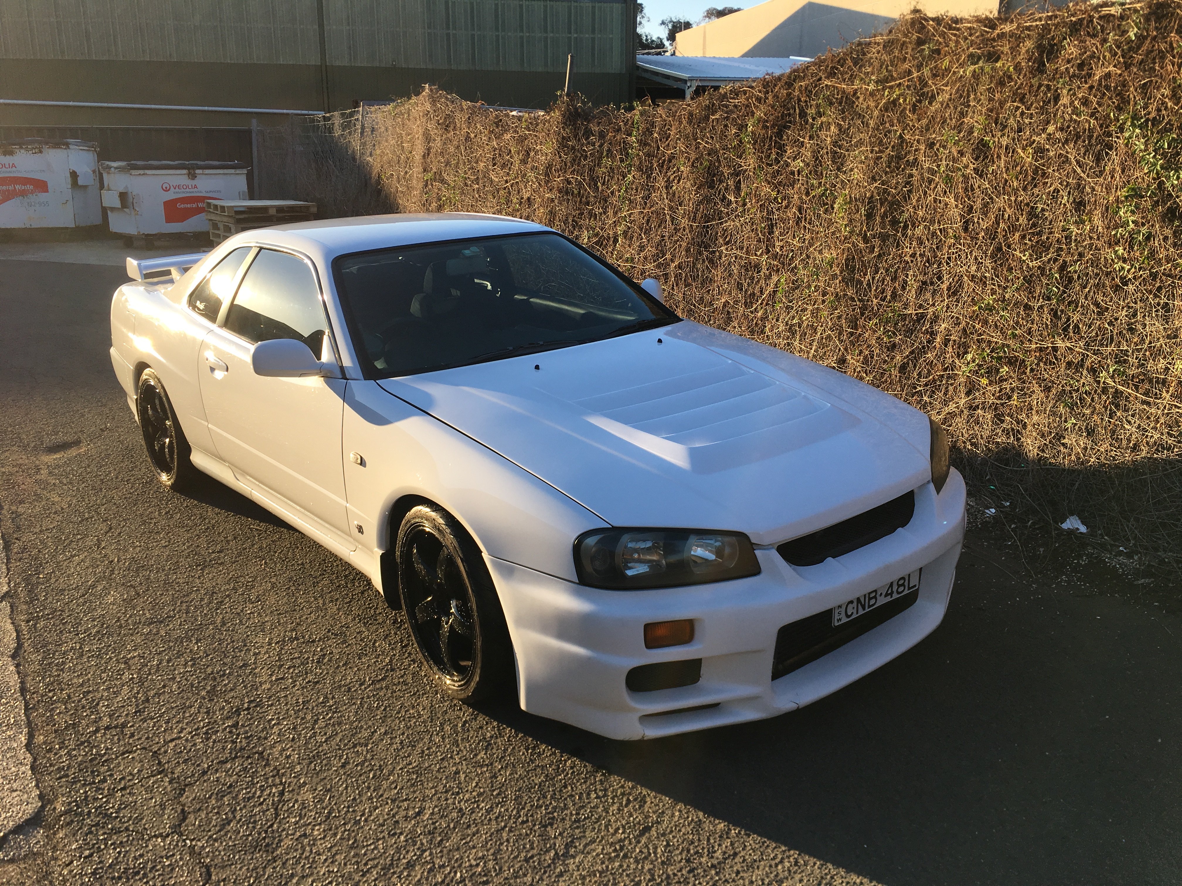 Nissan skyline r34 coupe