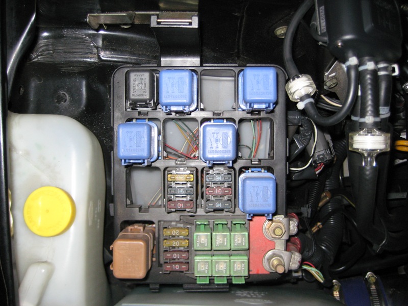 R34 Engine Fuse Box - Pic Please? - Rb Series - R31, R32, R33, R34 