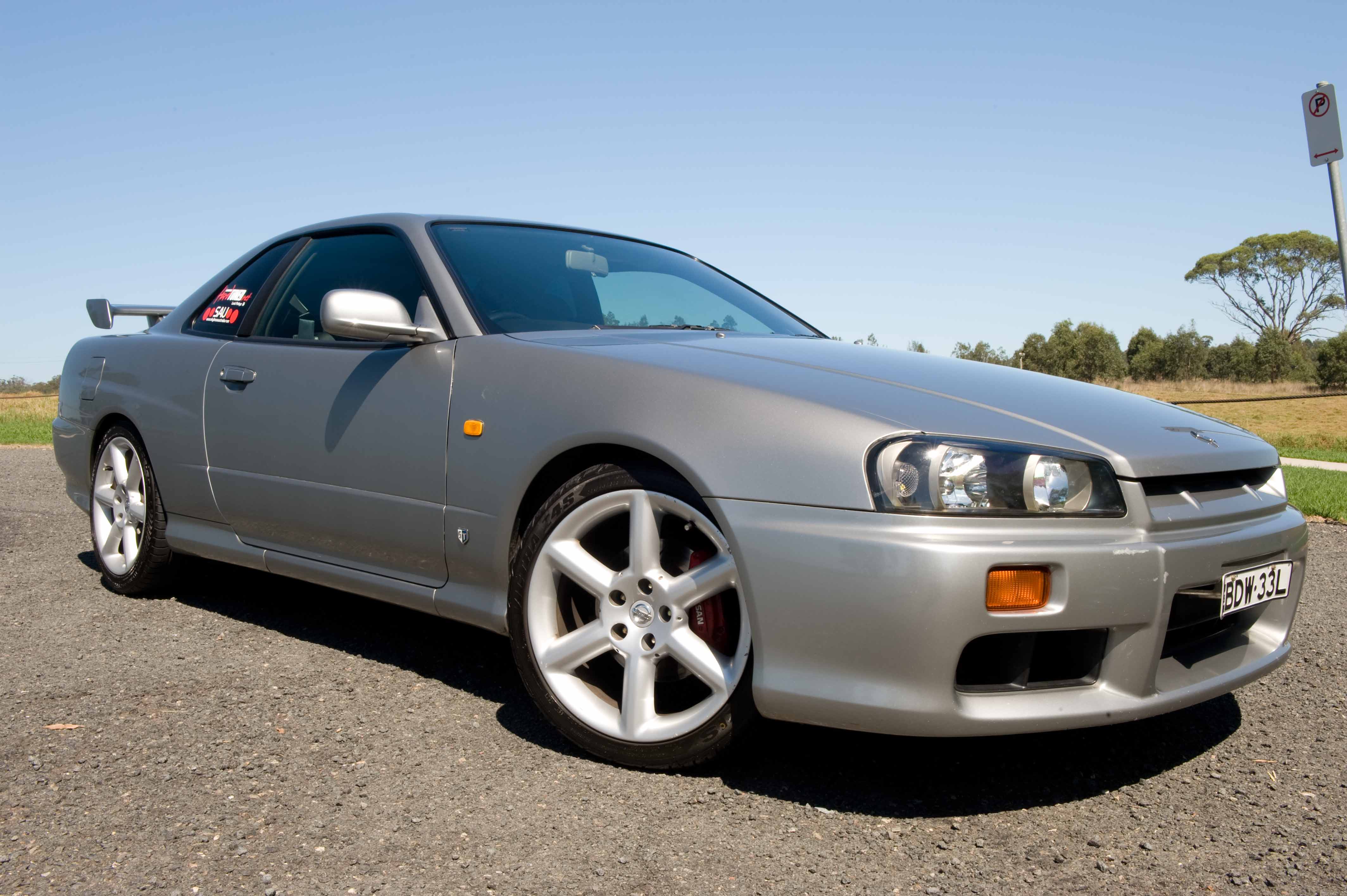 Nissan skyline gt25