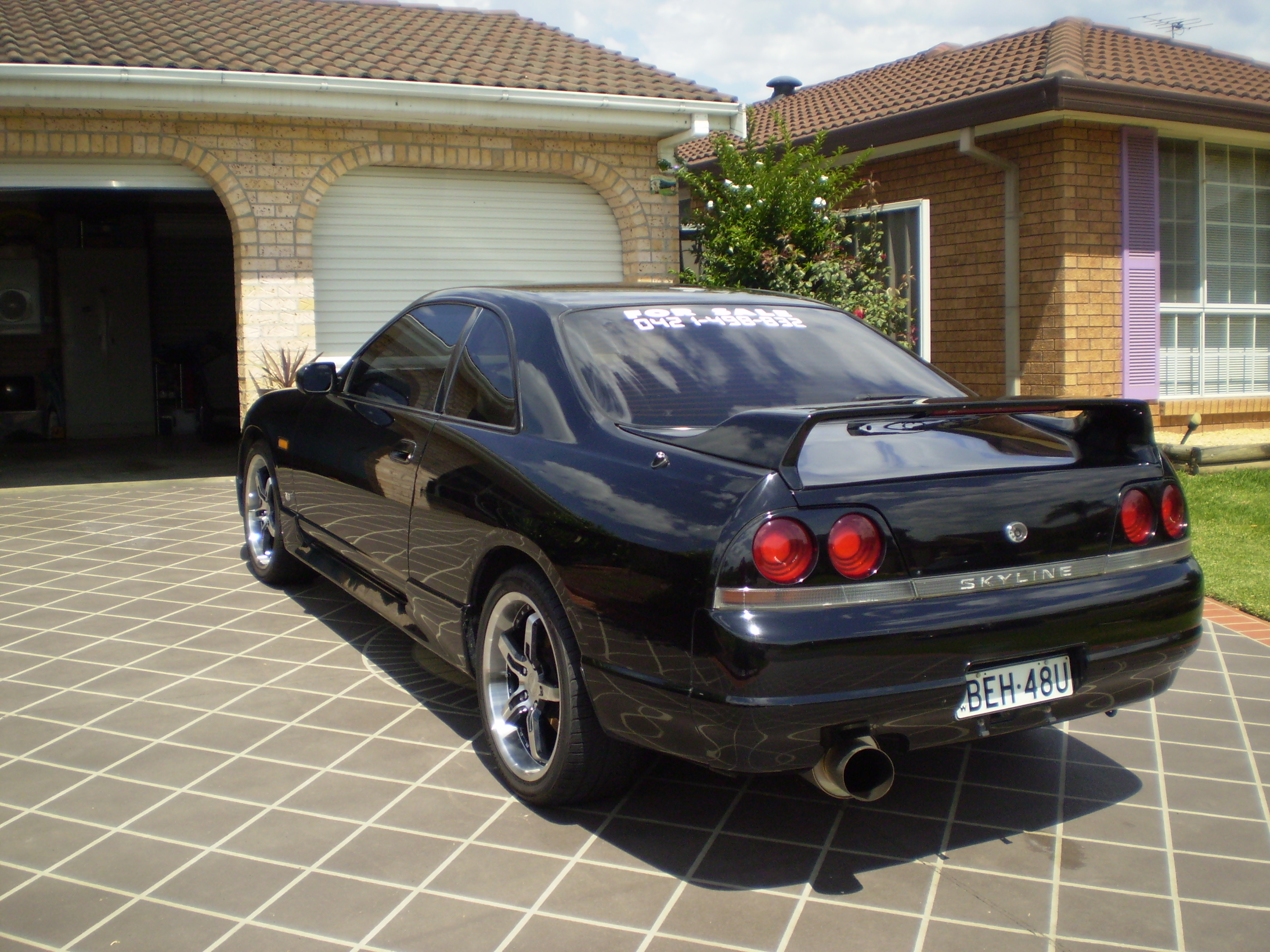 Nissan skyline 1996 года